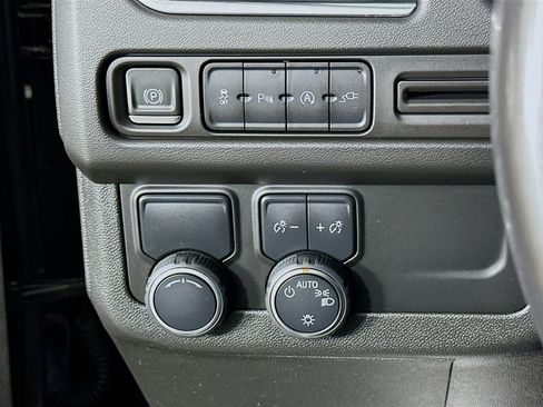 Used 2021 Chevrolet Tahoe LT RWD image 16
