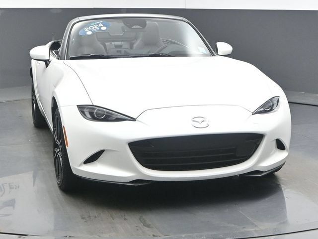 Used 2024 MAZDA MX-5 Miata Grand Touring w/ Weather Package RWD image 50