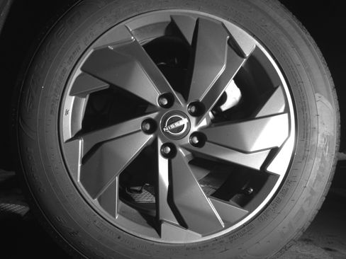 Used 2025 Nissan Rogue SV image 14