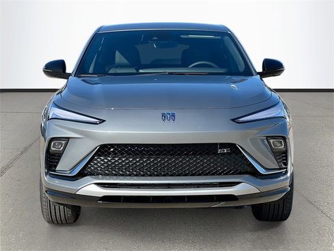 New 2026 Buick Envista Sport Touring image 2