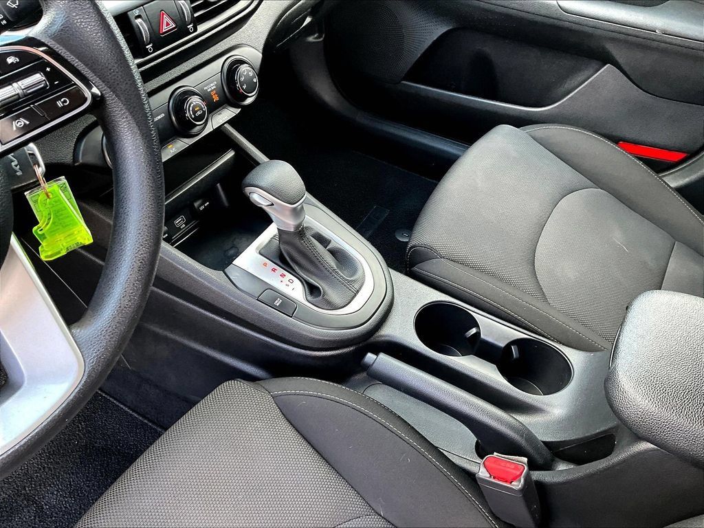 Used 2023 Kia Forte LXS w/ LXS Technology Package FWD image 20