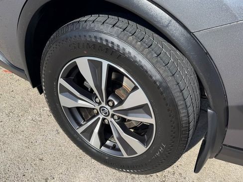 Used 2019 Nissan Murano SV image 23