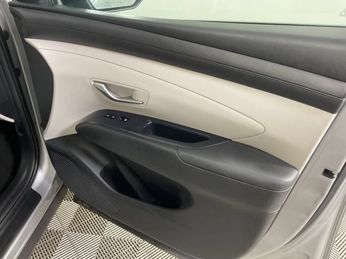 Used 2025 Hyundai Tucson SEL FWD image 23