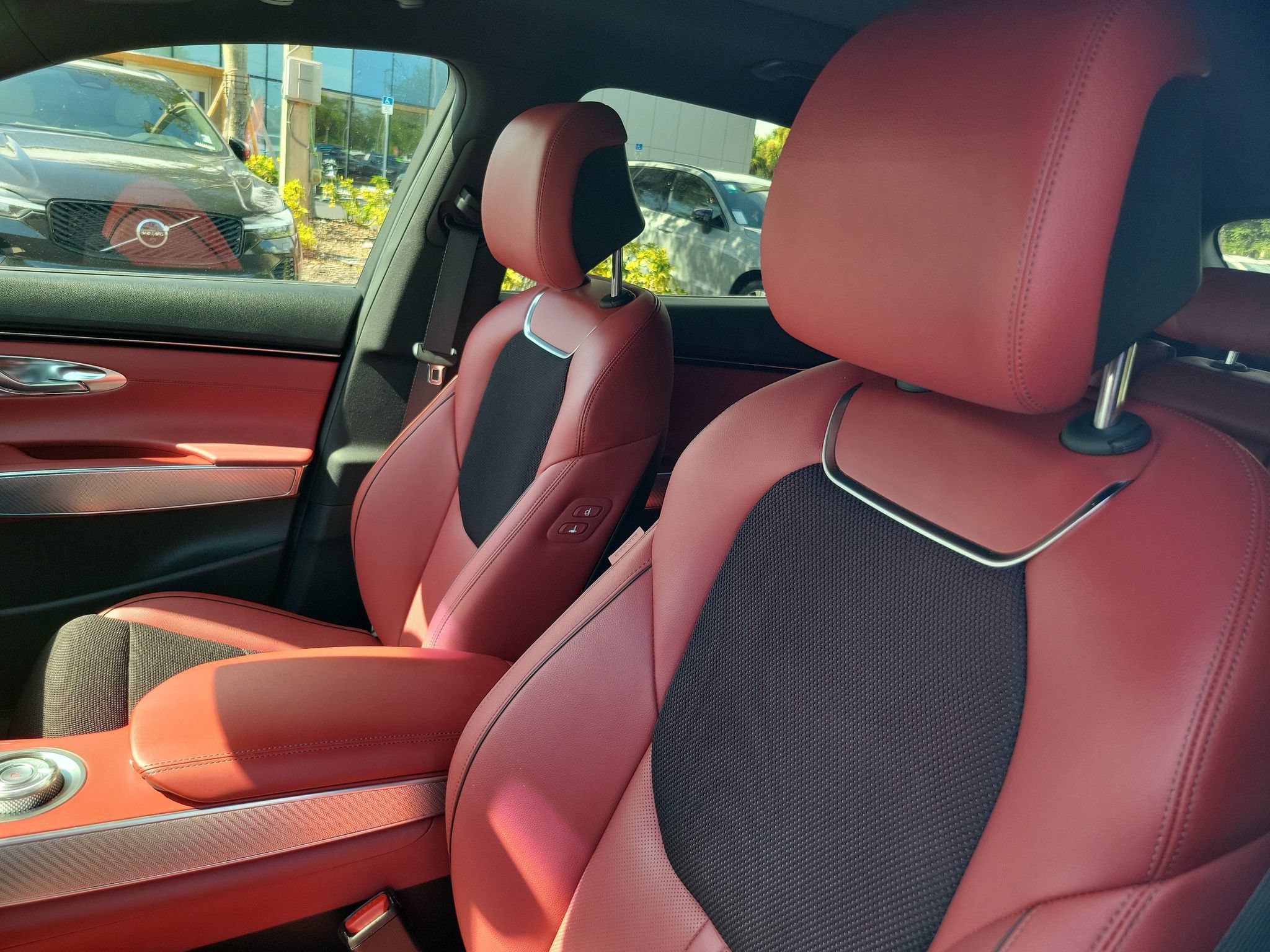 Certified 2024 Genesis GV70 3.5T Sport AWD/4WD image 18