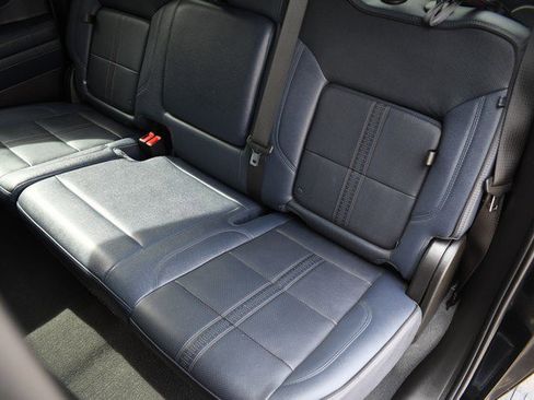 Used 2022 Chevrolet Silverado 1500 High Country image 22