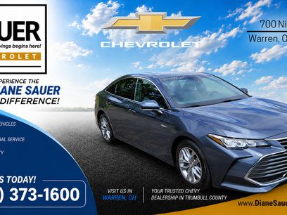 Used 2020 Toyota Avalon XLE w/ Moonroof Package