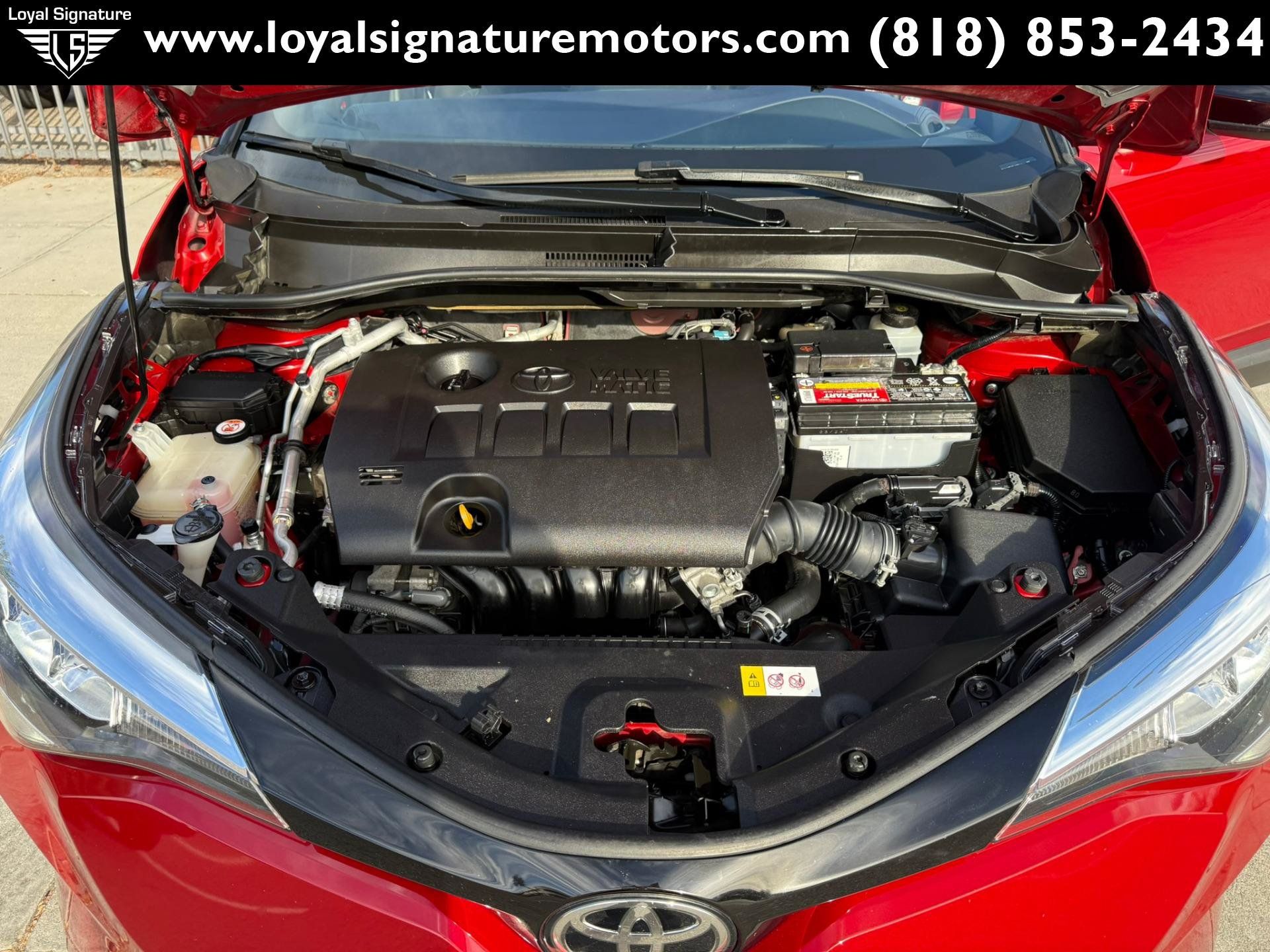 Used 2020 Toyota C-HR XLE FWD image 29