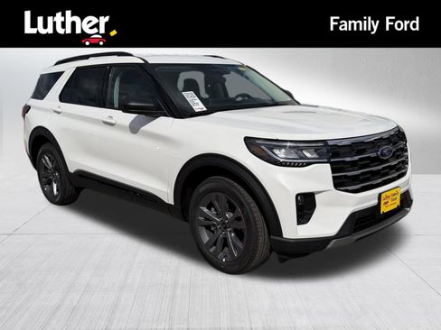 New 2026 Ford Explorer Active AWD/4WD image 1