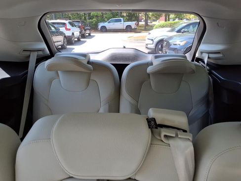 Used 2025 Volvo XC90 T8 Plus w/ Protection Package AWD/4WD image 20
