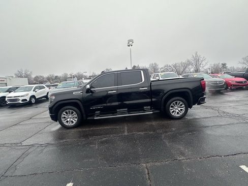 Used 2022 GMC Sierra 1500 Denali image 2