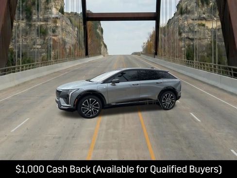 New 2026 Cadillac Optiq Sport 1 w/ LPO, Floor Liner Package AWD/4WD image 4