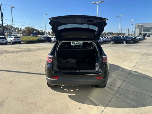 Used 2019 Jeep Compass High Altitude image 23