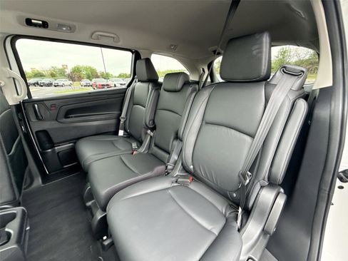 Certified 2026 Honda Odyssey EX-L image 16