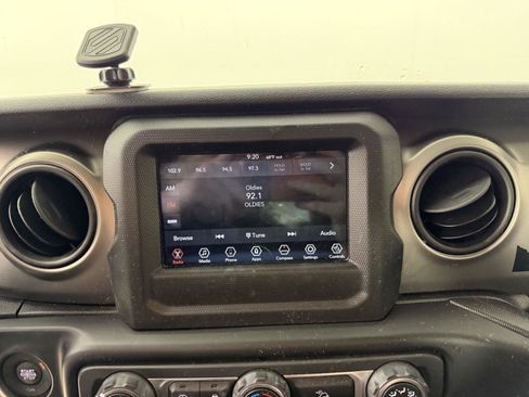 Used 2020 Jeep Wrangler Unlimited Sport AWD/4WD image 5