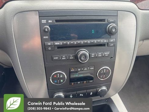 Used 2013 GMC Yukon XL SLT w/ SLT-2 Equipment Package image 14