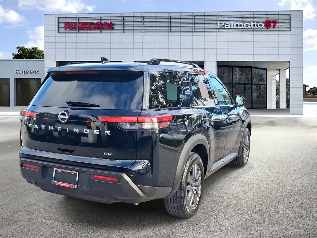 Certified 2024 Nissan Pathfinder SV FWD image 6