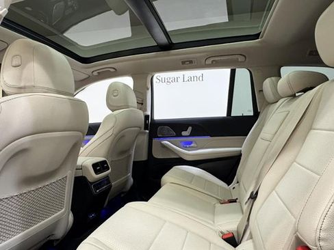 Certified 2025 Mercedes-Benz GLS 450 4MATIC image 22