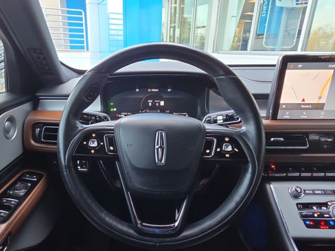 Used 2020 Lincoln Aviator Reserve w/ Equipment Group 202A image 17