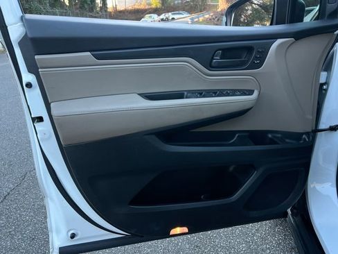 Used 2020 Honda Odyssey EX-L image 10