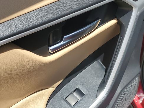 Used 2022 Toyota RAV4 XLE image 13