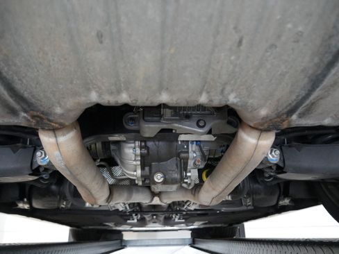 Used 2020 Chevrolet Camaro ZL1 RWD image 6