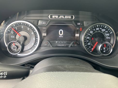 Used 2021 RAM 1500 Big Horn AWD/4WD image 8