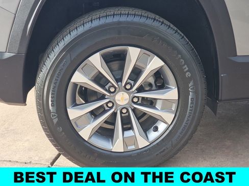 New 2026 Chevrolet Equinox LT w/ Convenience Package II FWD image 35