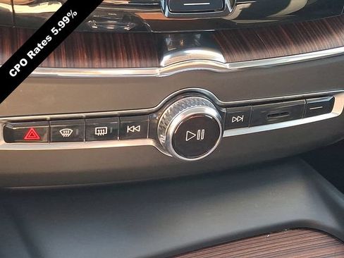 Certified 2023 Volvo XC60 B5 Ultimate w/ Climate Package AWD/4WD image 20