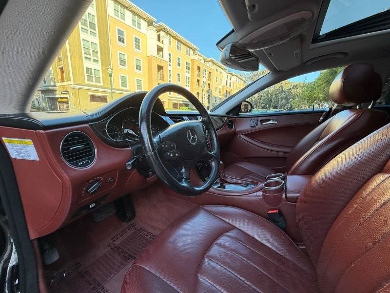 Used 2006 Mercedes-Benz CLS 500 image 39