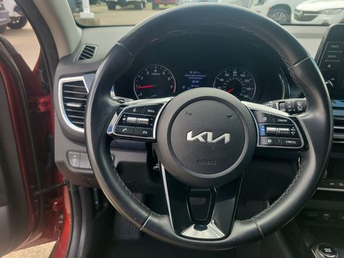 Used 2023 Kia Seltos S FWD image 21