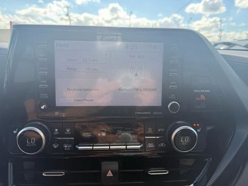 Used 2021 Toyota Highlander XSE FWD image 24