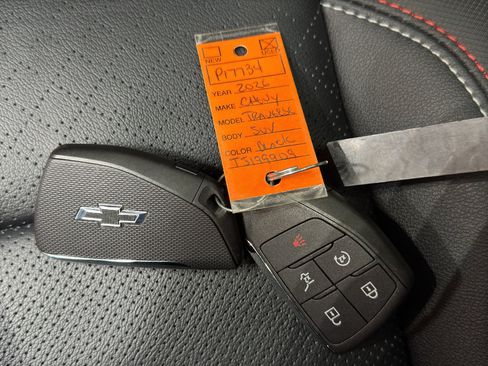 Used 2026 Chevrolet Traverse RS w/ LPO, Floor Liner Package AWD/4WD image 44