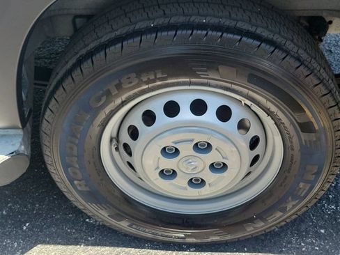 Used 2025 RAM ProMaster 2500 w/ U-Haul Equipment Group FWD image 9
