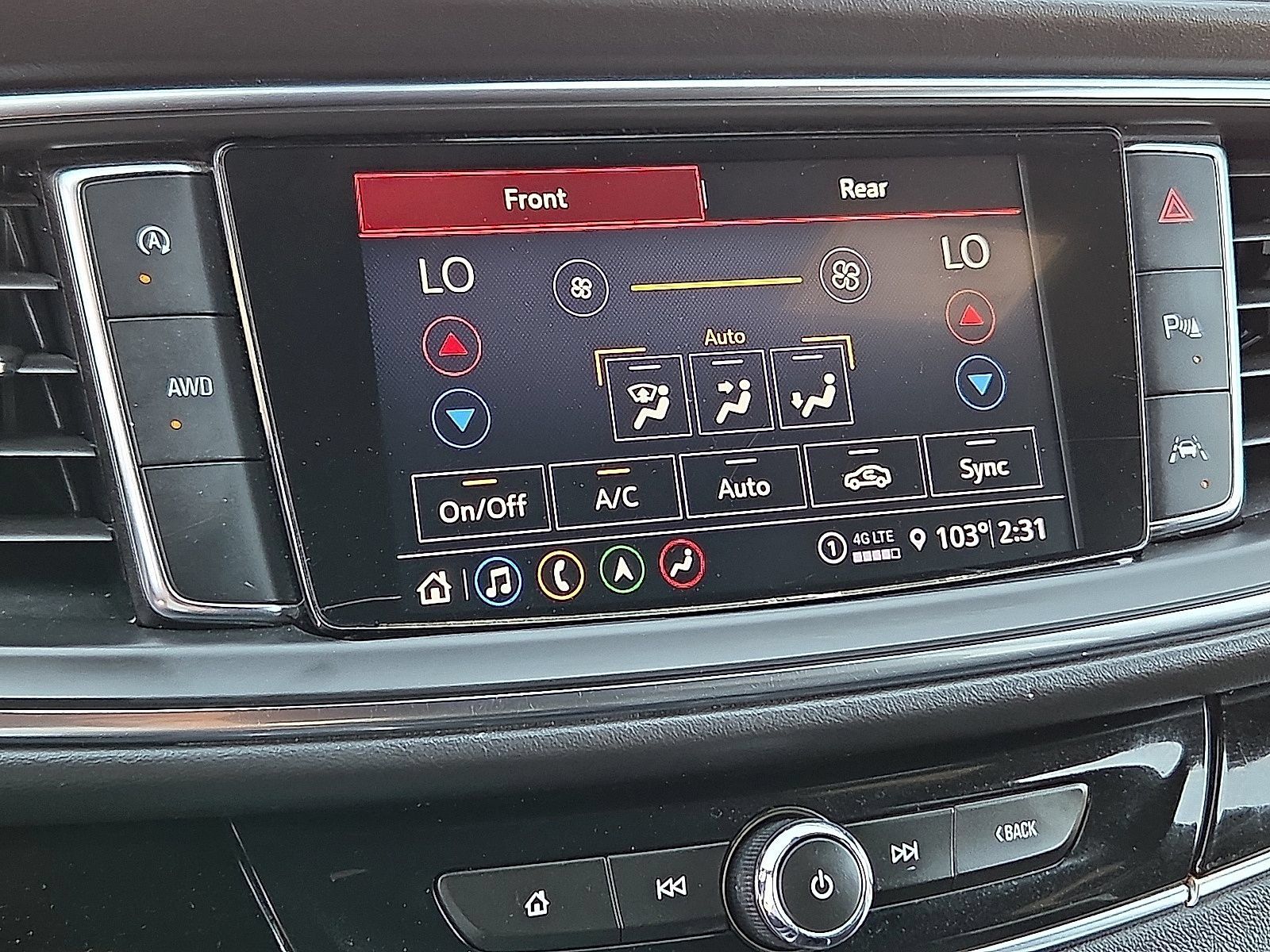 Used 2023 Buick Enclave Avenir AWD/4WD image 19