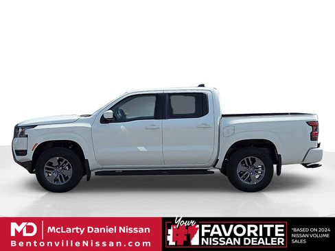 New 2026 Nissan Frontier SV w/ Tow Package AWD/4WD image 3
