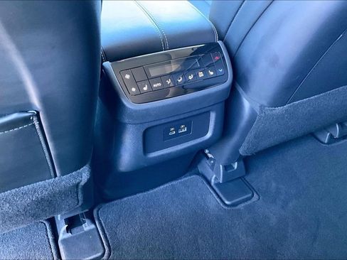 Certified 2025 INFINITI QX60 Luxe w/ Vision Package image 35