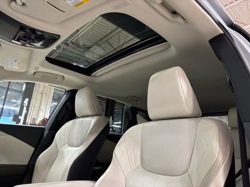 Used 2023 Lexus RX 350 Premium w/ Accessory Package AWD/4WD image 23