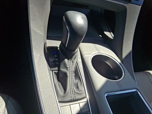 Certified 2022 Toyota Avalon Limited image 15