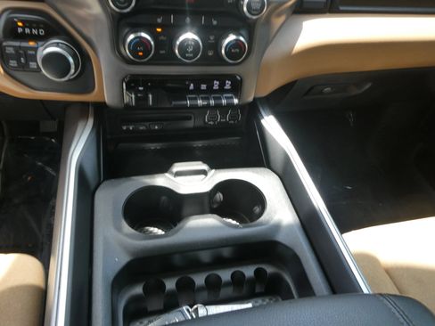 Used 2019 RAM 1500 Big Horn AWD/4WD image 22