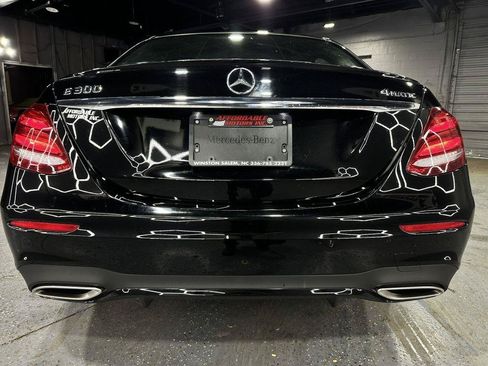 Used 2019 Mercedes-Benz E 300 4MATIC w/ Driver Assistance Package image 4