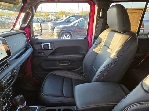 Used 2024 Jeep Wrangler Unlimited Rubicon 392 image 26