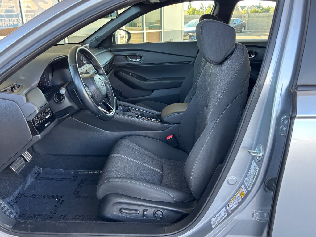 Used 2025 Honda Accord Sport image 22