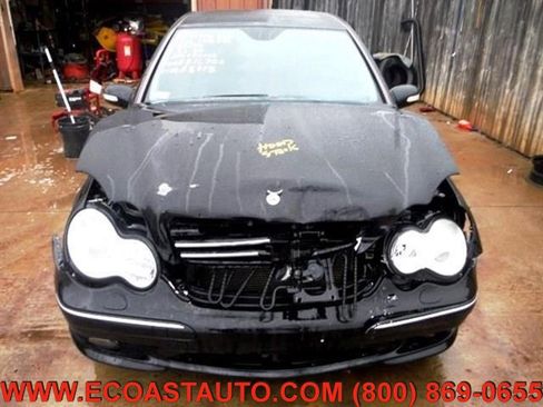 Used 2006 Mercedes-Benz C 230 Sedan image 4