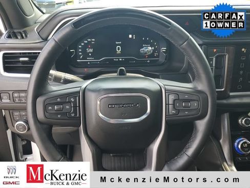 Used 2023 GMC Yukon Denali Ultimate AWD/4WD image 11