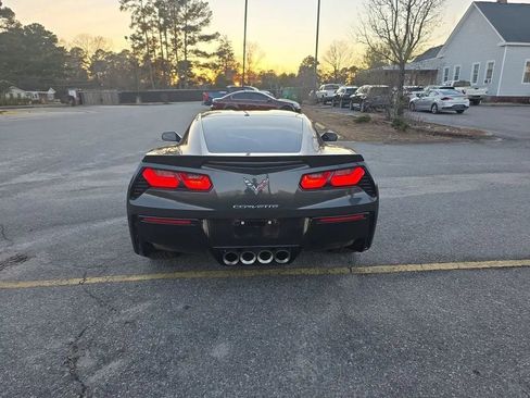 Used 2017 Chevrolet Corvette Stingray Coupe w/ 1LT image 8
