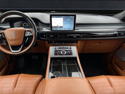Used 2023 Lincoln Aviator Black Label image 10
