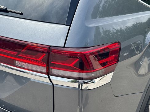 Certified 2024 Volkswagen Atlas SE w/ Panoramic Sunroof Package FWD image 27