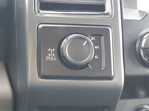 Certified 2021 Ford F350 XLT w/ Tremor Off-Road Package image 21