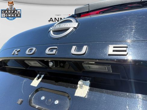 Certified 2025 Nissan Rogue SV AWD/4WD image 17