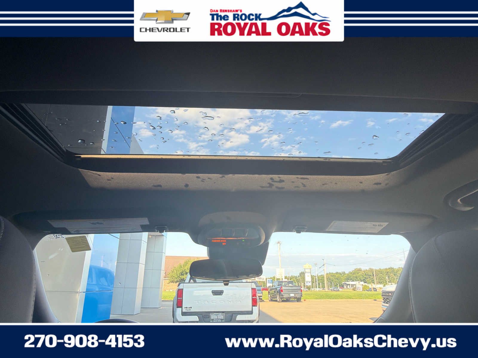 Used 2025 Chevrolet Trax RS w/ Sunroof Package FWD image 25